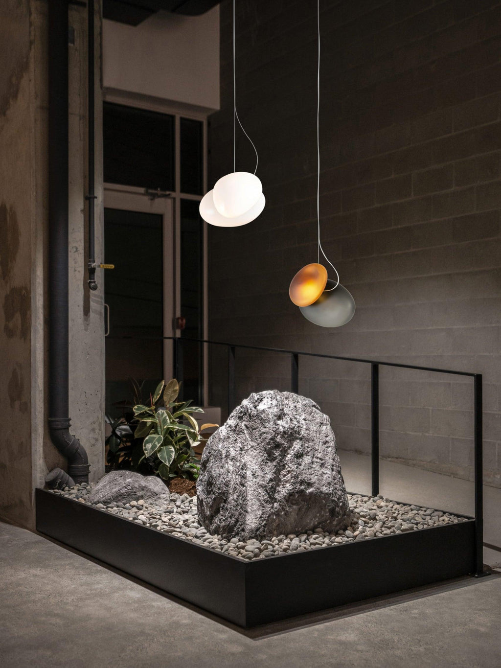 Brackia Glass Pendant Light-Moonnatur