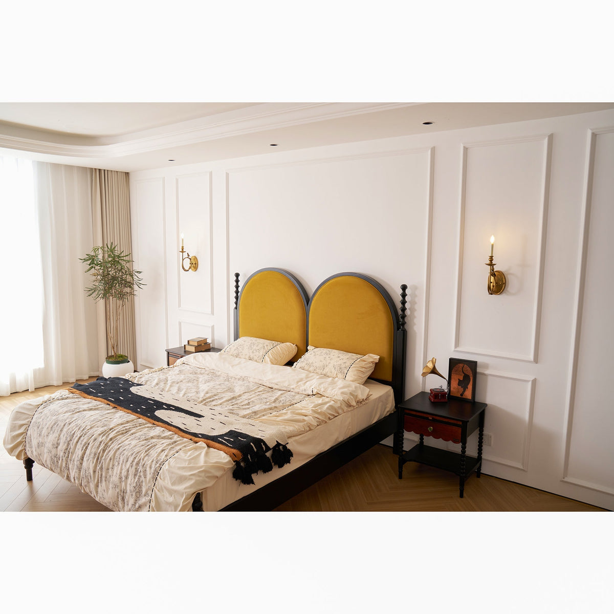 Altonwynne Metal Wall Light-Moonnatur