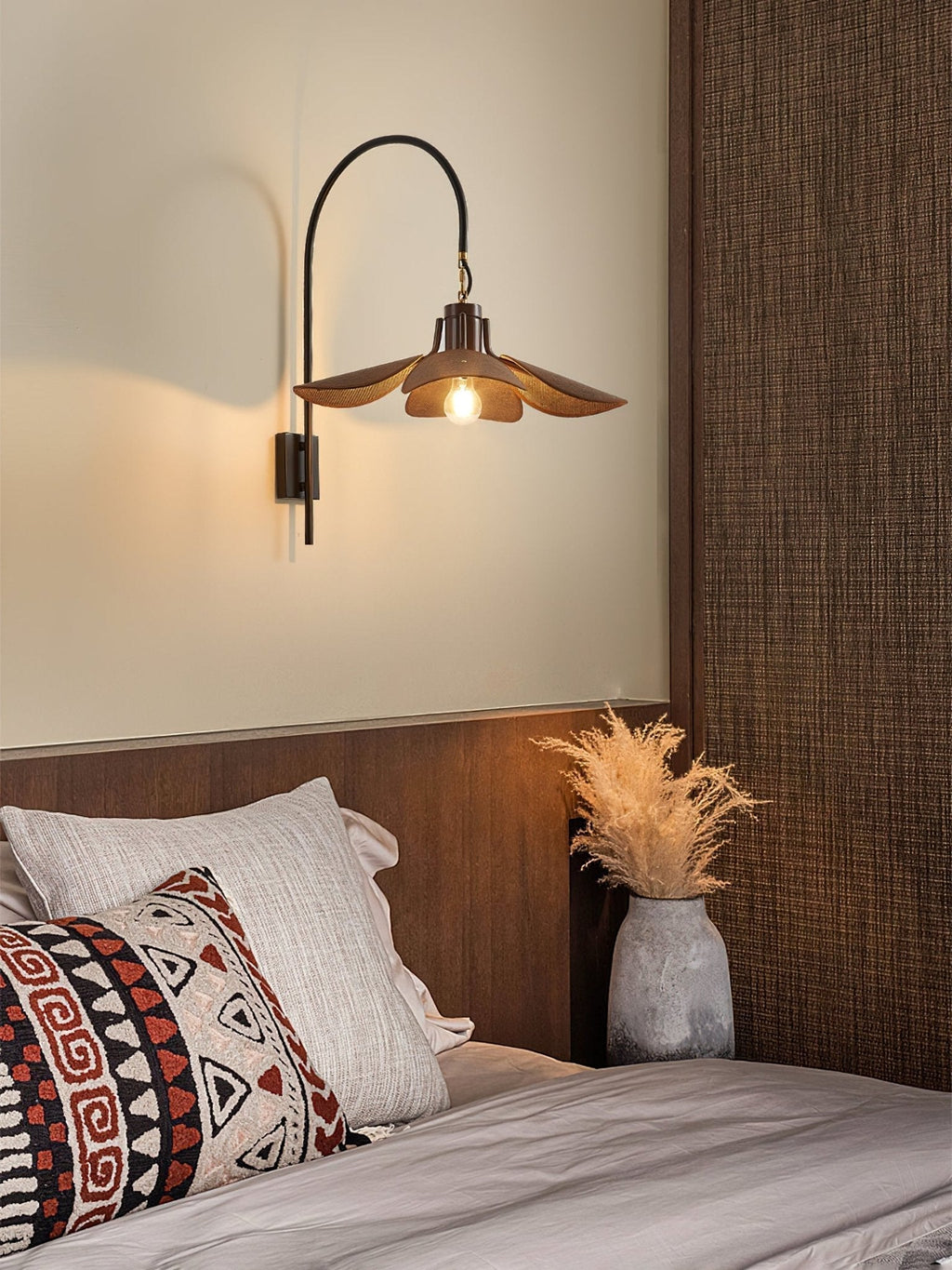 Seldenora Fabric Wall Light-Moonnatur