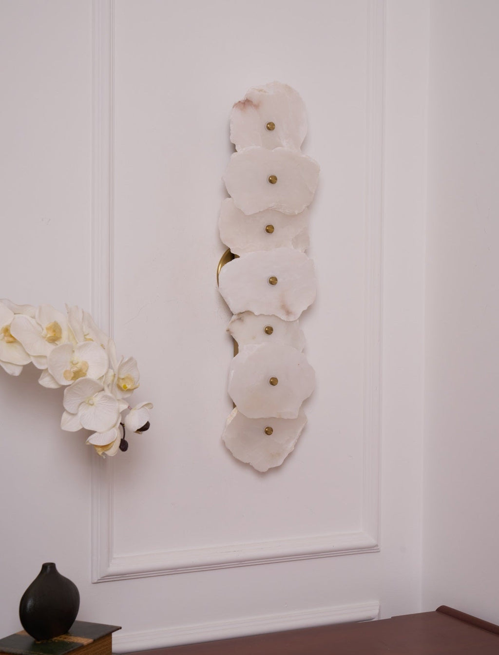 Pavessa Alabaster Wall Lamp-Moonnatur