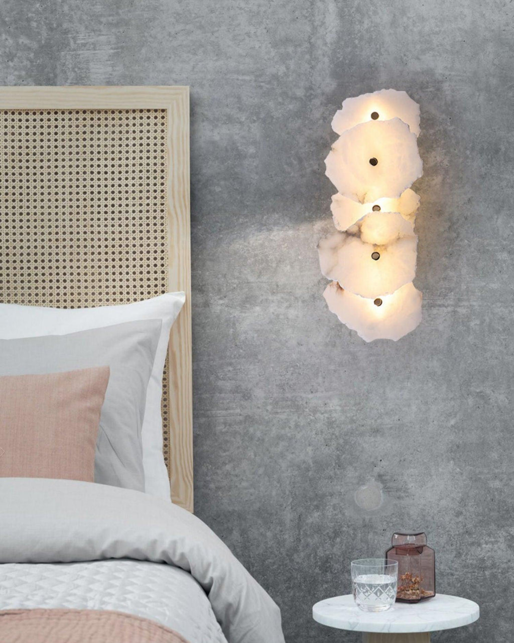 Pavessa Alabaster Wall Lamp-Moonnatur