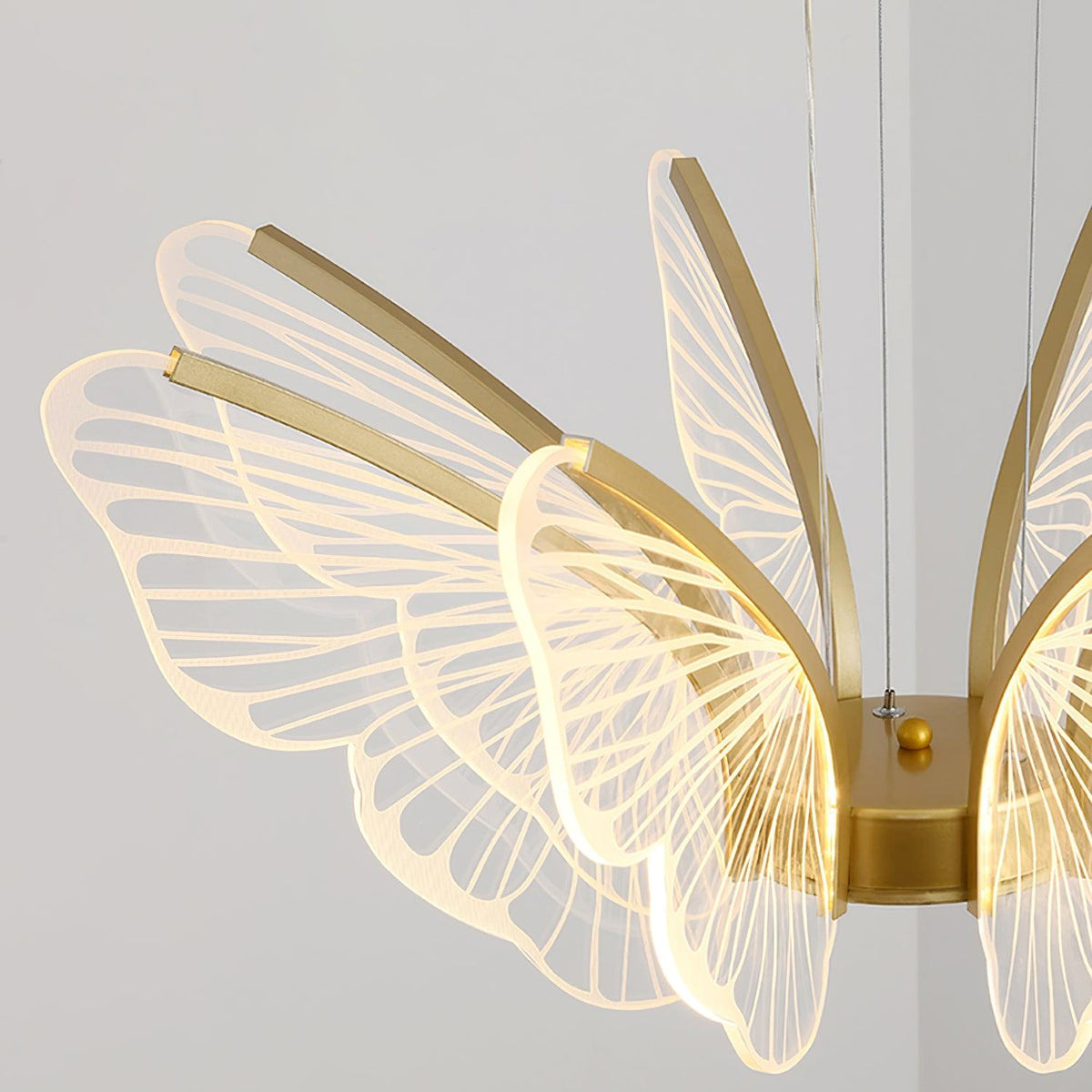 Quenelle Acrylic Chandelier-Moonnatur