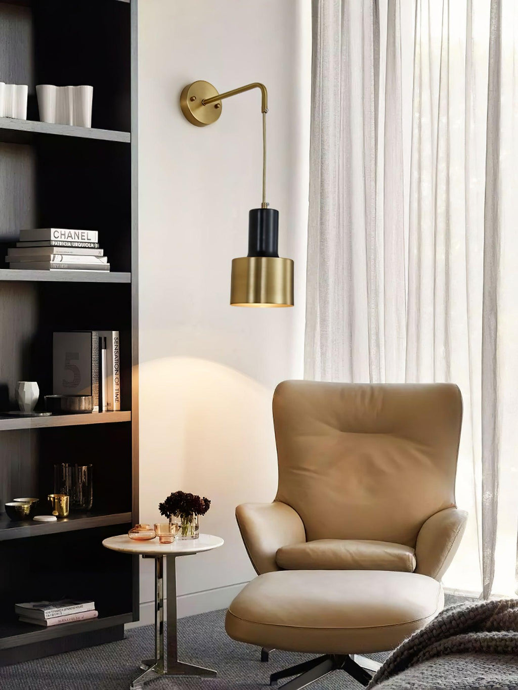 Hildenelyn Brass Wall Light-Moonnatur