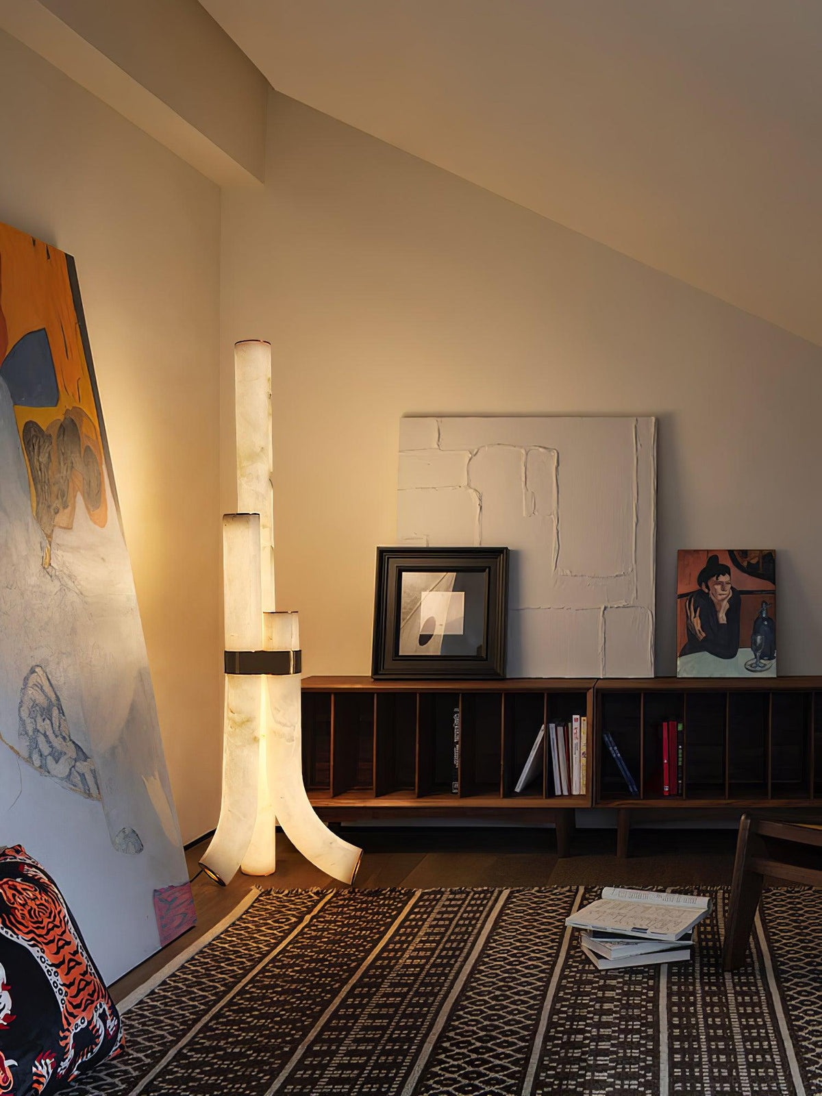 Rildenwynne Alabaster Floor Lamp-Moonnatur