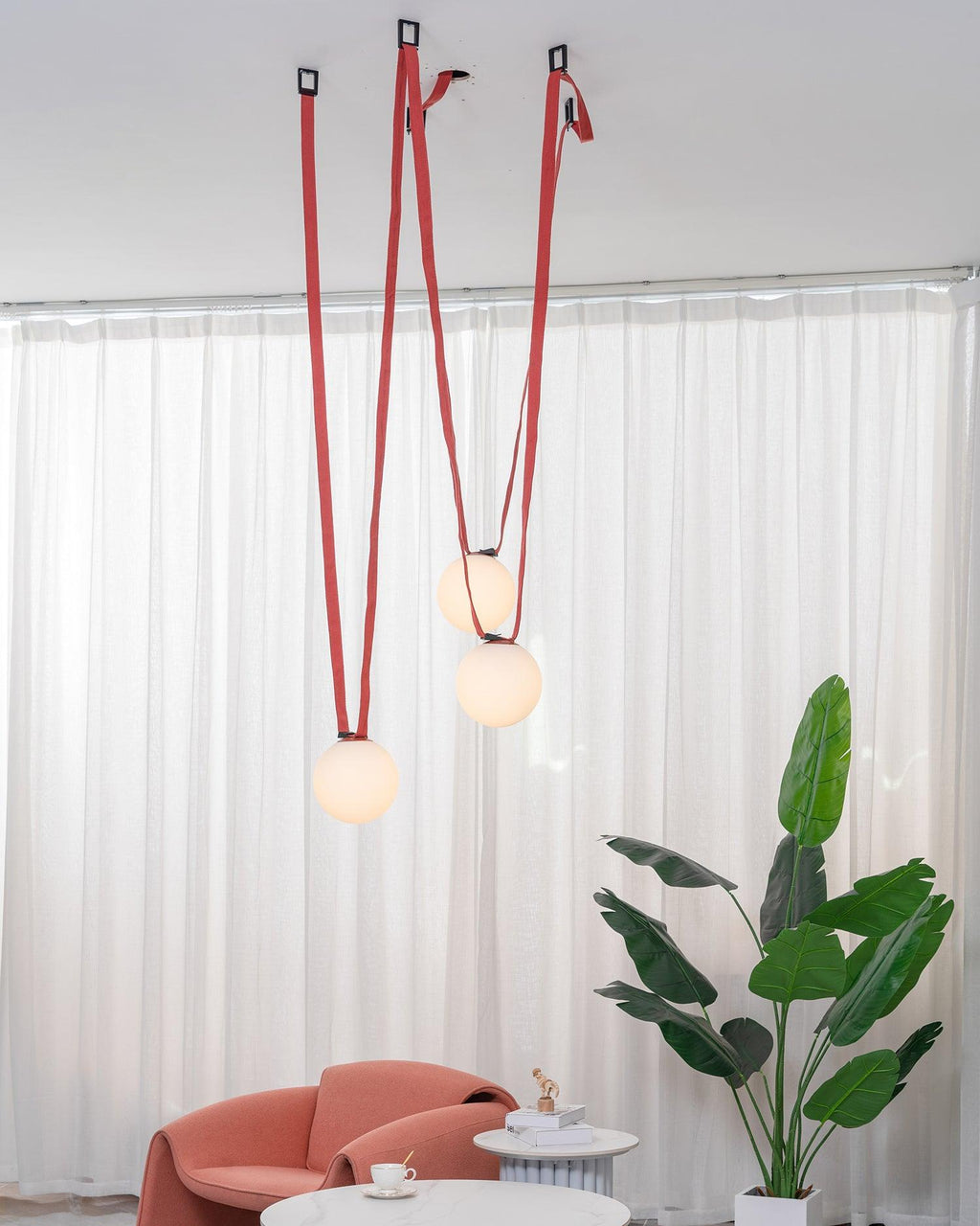 Xerelle Glass Pendant Lamp-Moonnatur