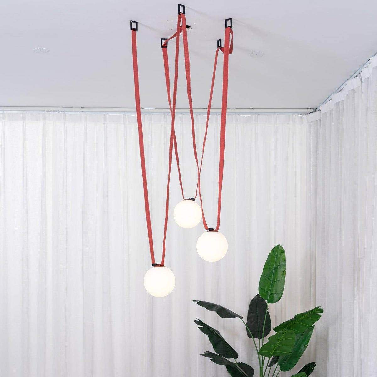 Inverina Glass Pendant Light-Moonnatur