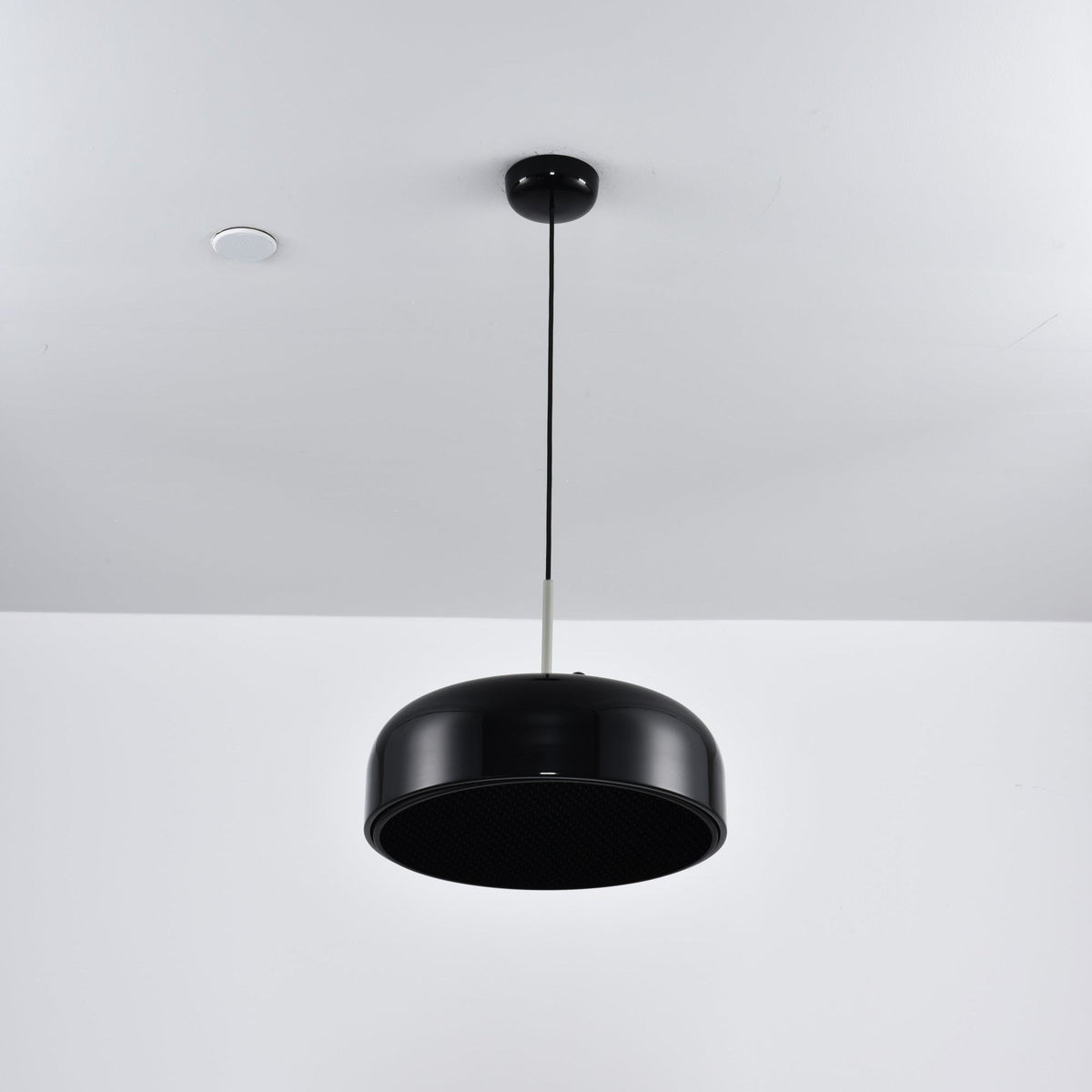 Sorenara Aluminium Pendant Light-Moonnatur