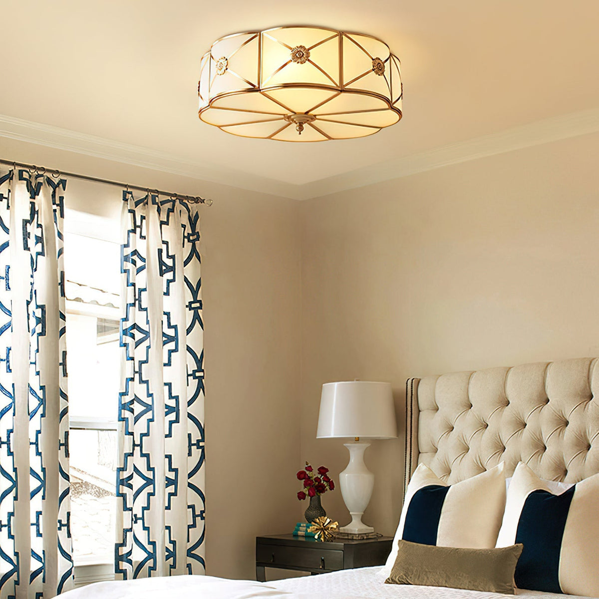 Ismara Glass Ceiling Light-Moonnatur