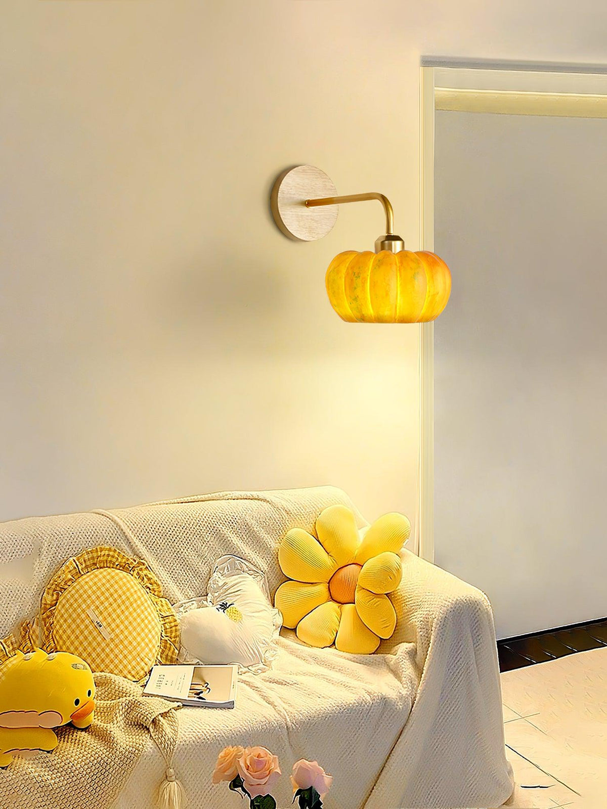 Laelara Resin Wall Light-Moonnatur