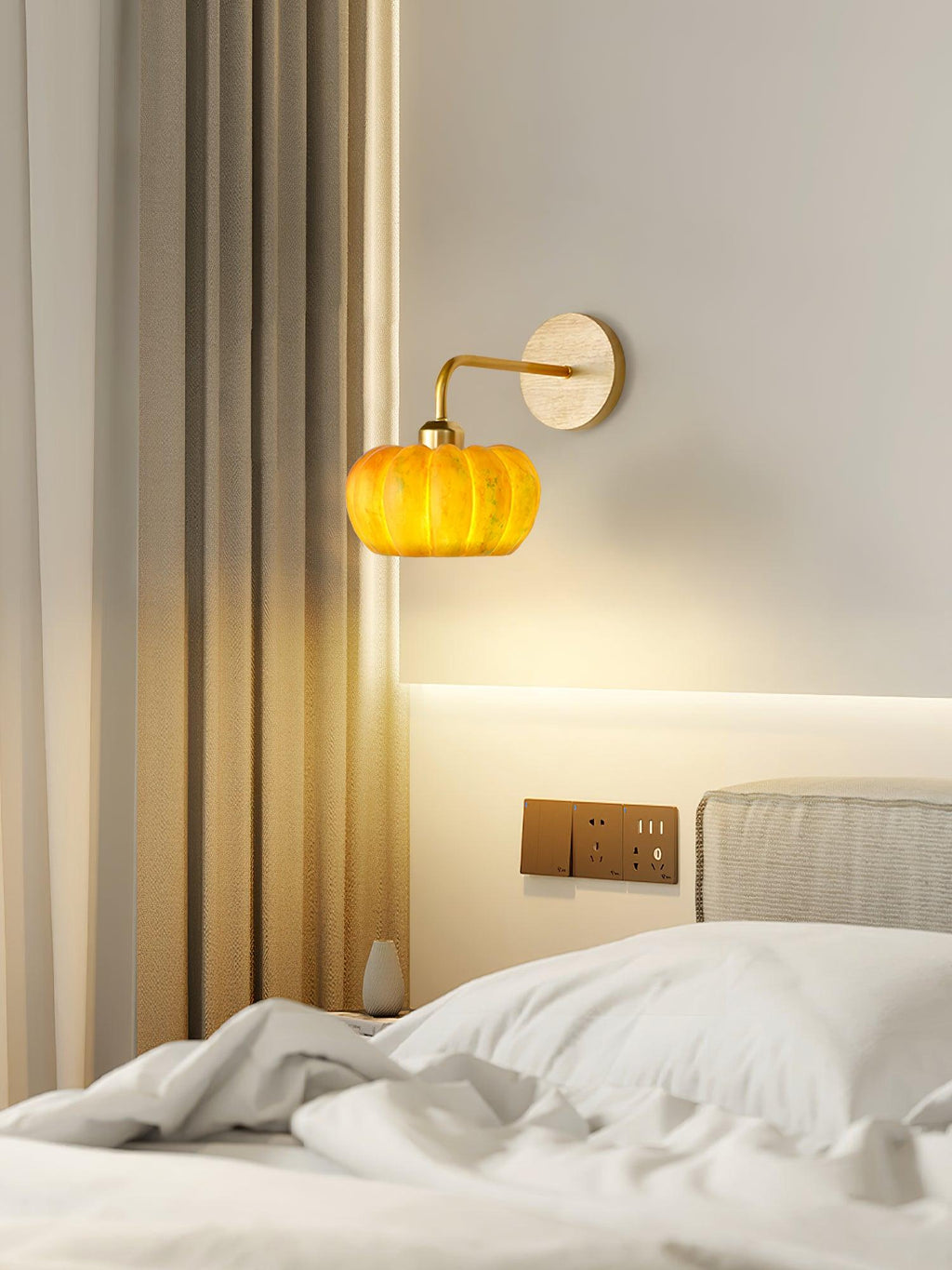Laelara Resin Wall Light-Moonnatur