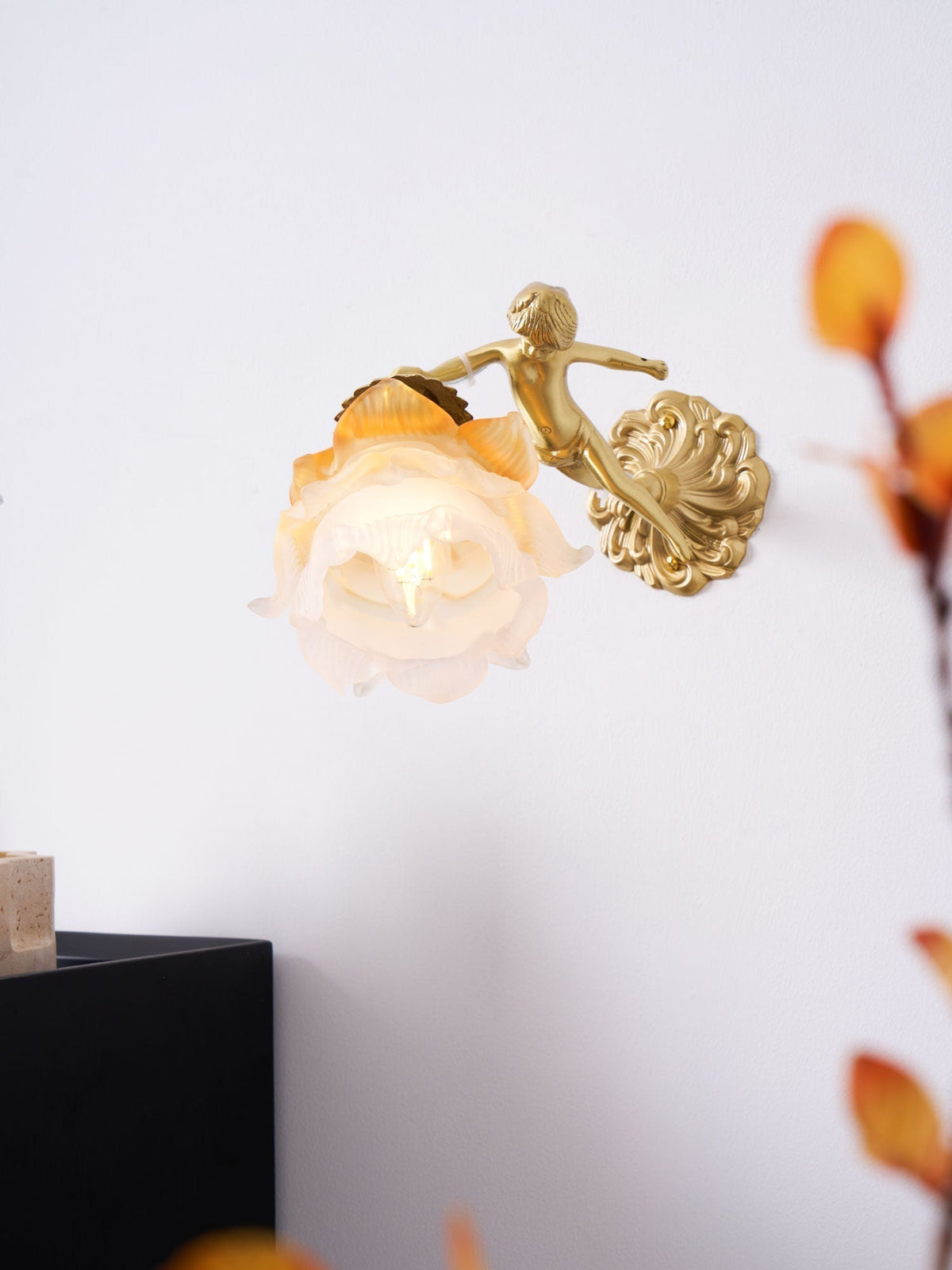 Rovira Glass Wall Light-Moonnatur