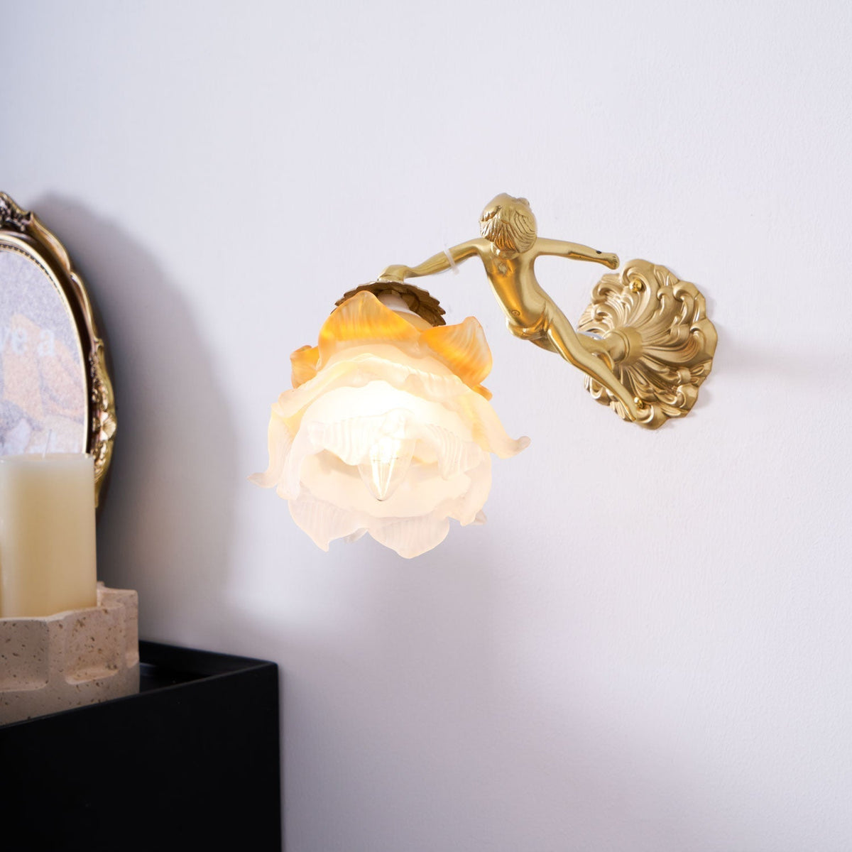 Rovira Glass Wall Light-Moonnatur