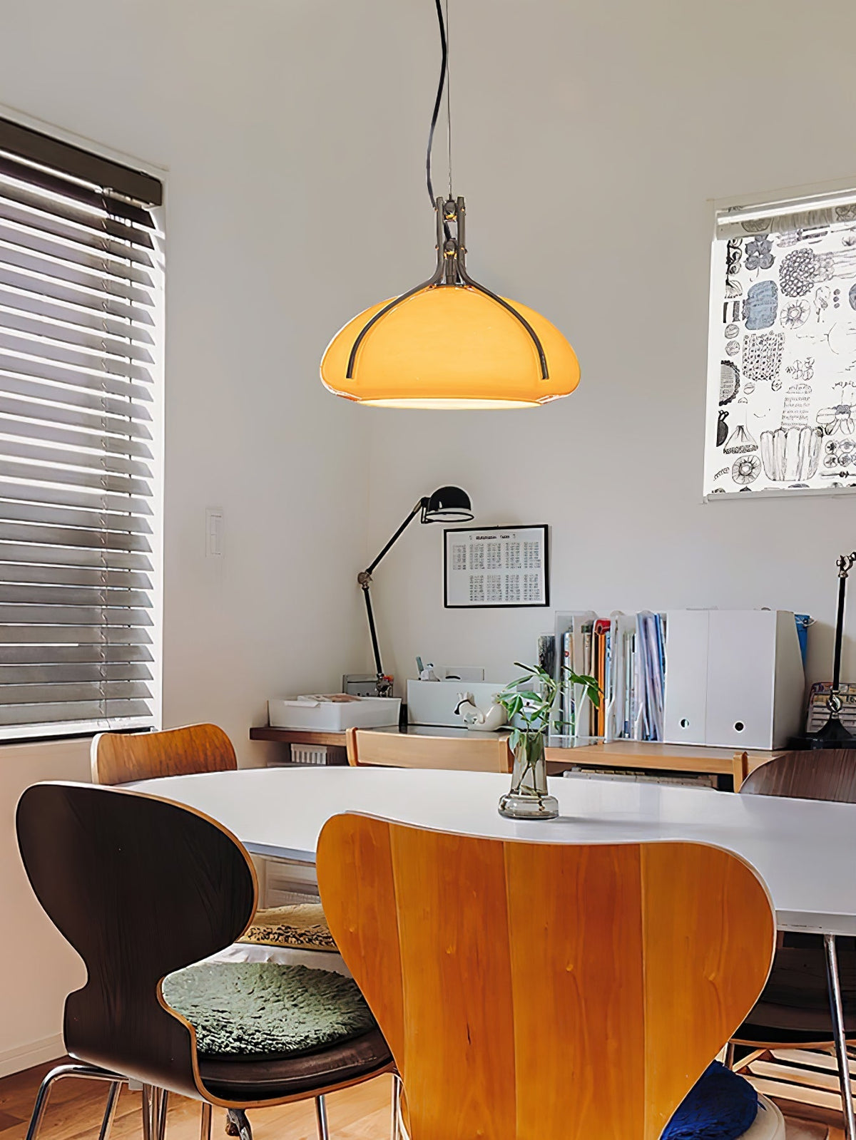 Iseneth Glass Pendant Light-Moonnatur