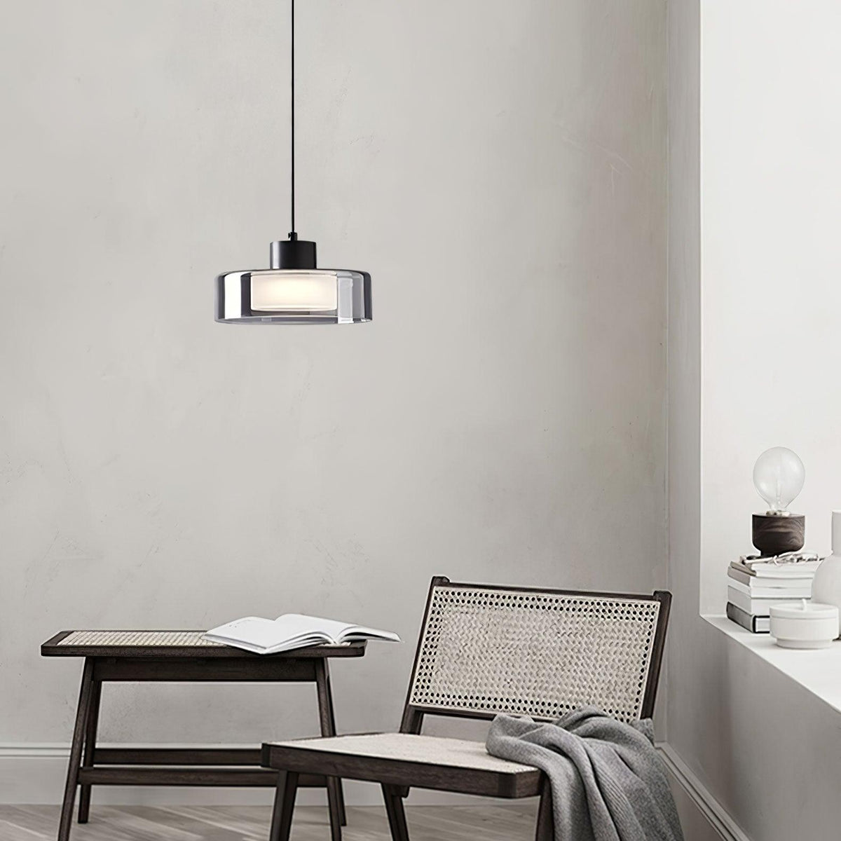 Darrowera Glass Pendant Light-Moonnatur