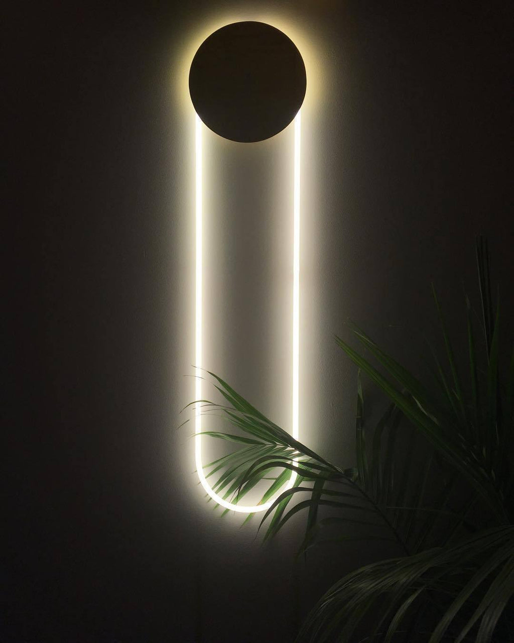 Cavermere Acrylic Wall Light-Moonnatur