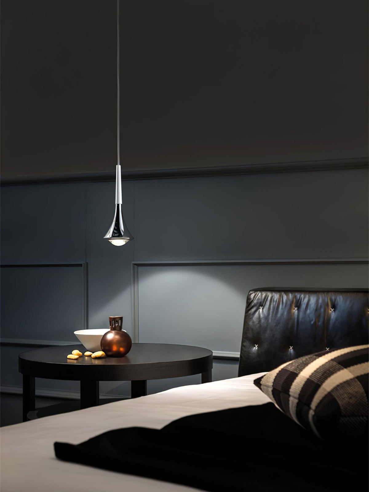 Qelara Acrylic Pendant Light-Moonnatur