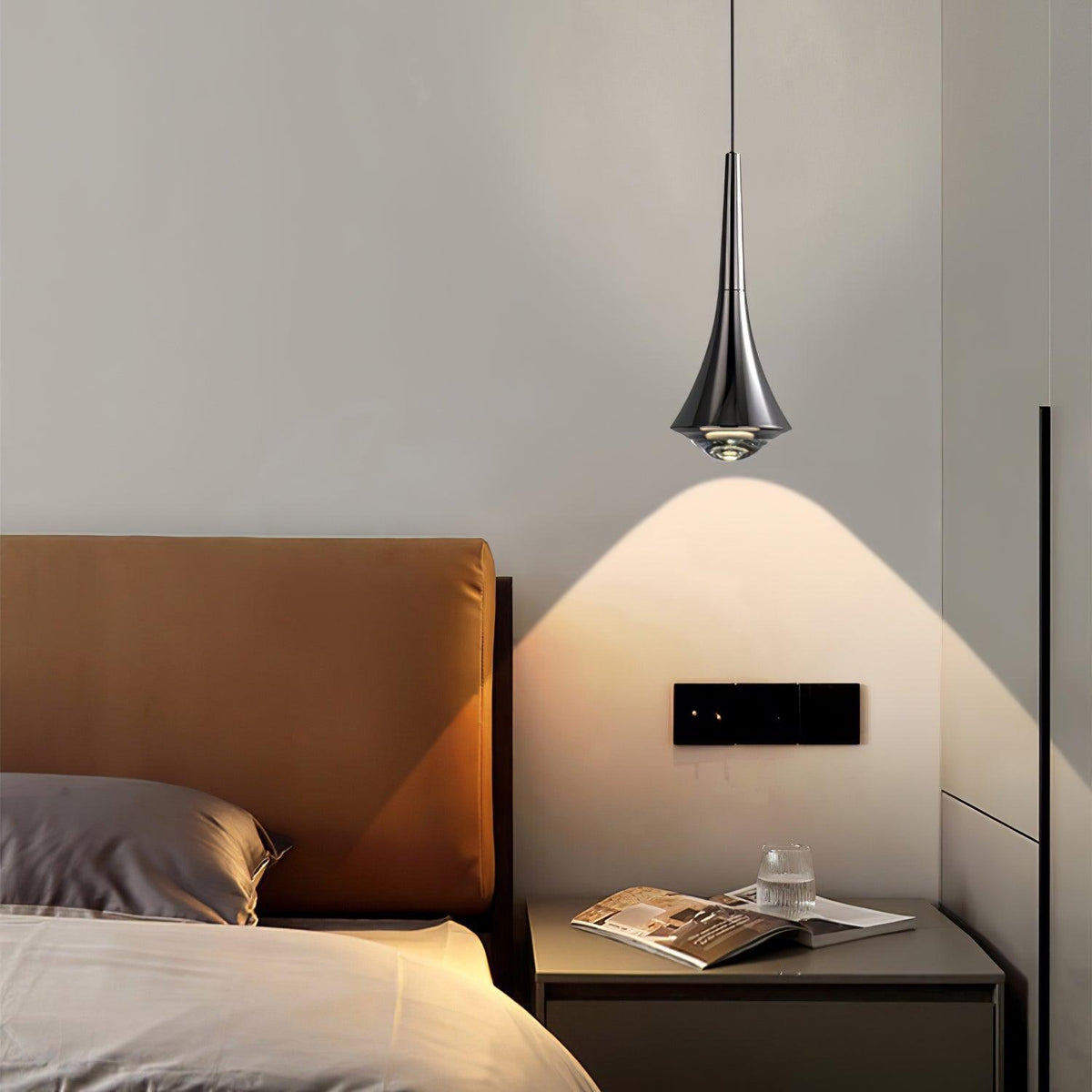 Qelara Acrylic Pendant Light-Moonnatur
