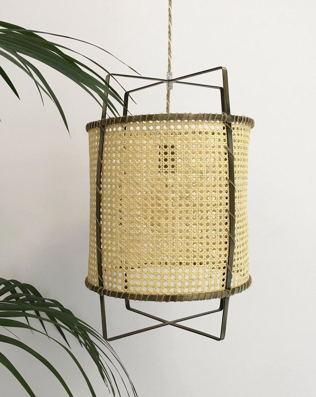 Ashwillow Rattan Pendant Light-Moonnatur