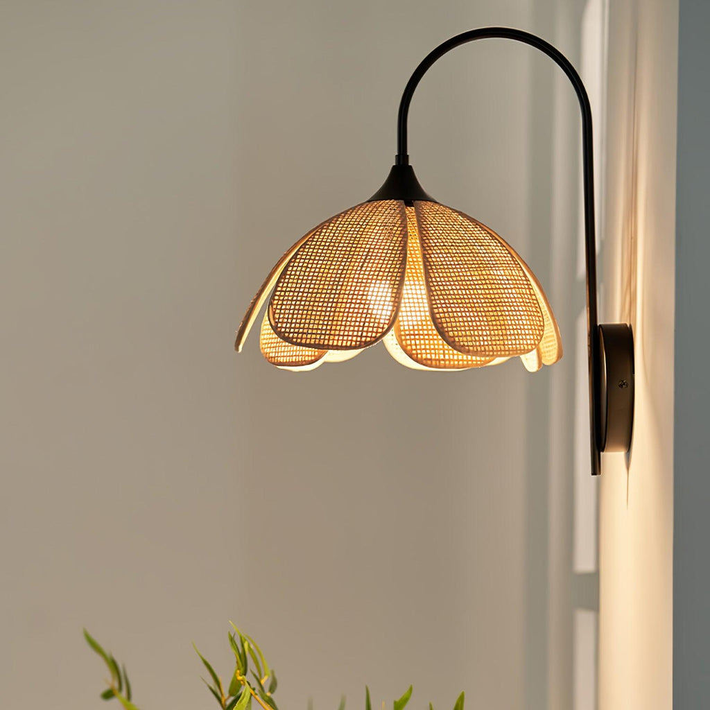 Ulvenmoss Rattan Wall Light-Moonnatur
