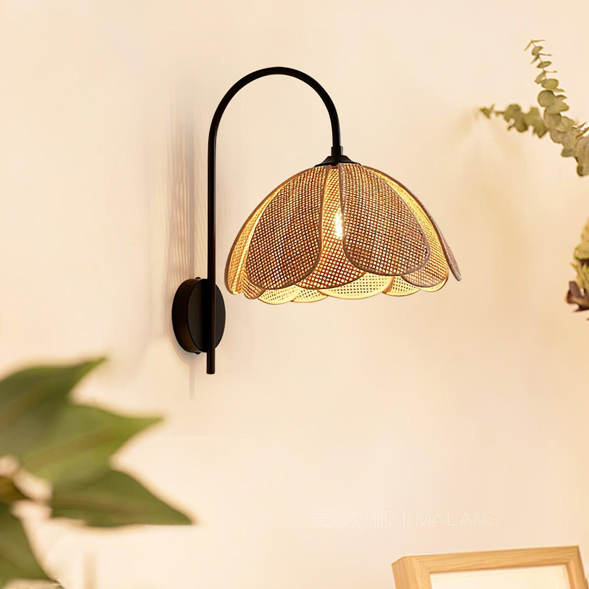 Ulvenmoss Rattan Wall Light-Moonnatur