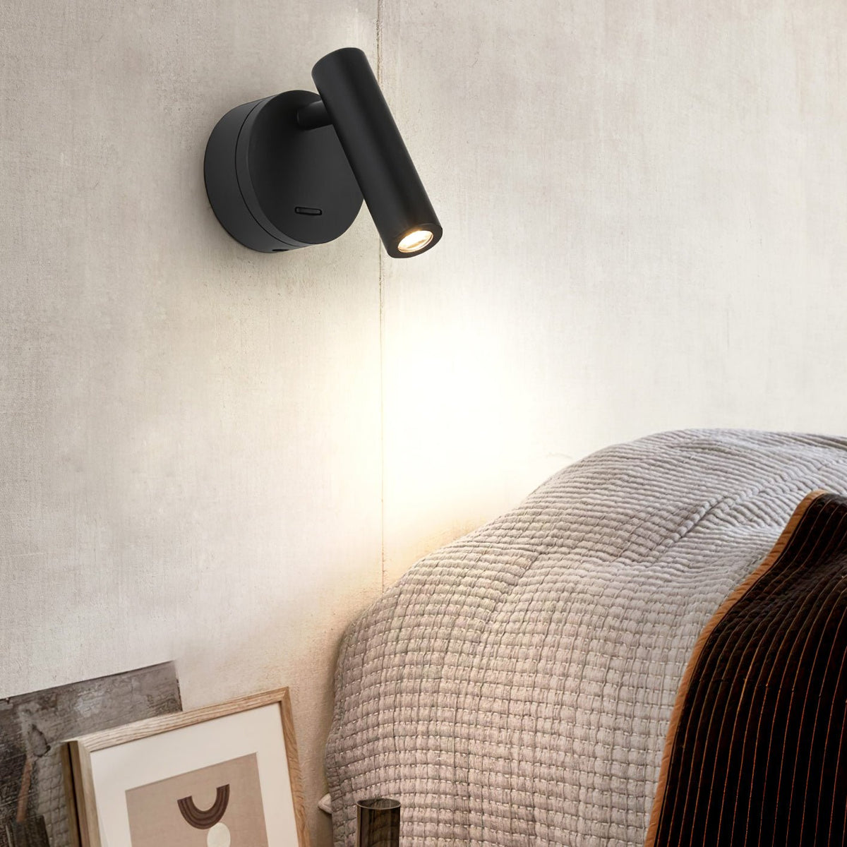 Vardenora Metal Wall Light-Moonnatur