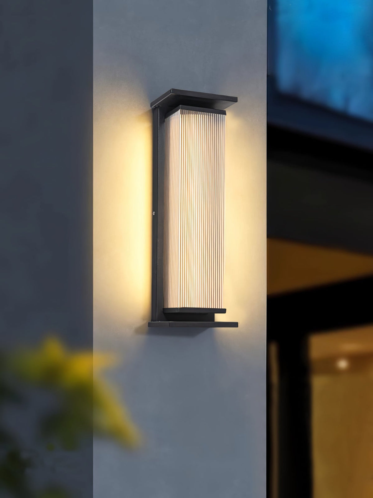 Avonena Acrylic Wall Light-Moonnatur