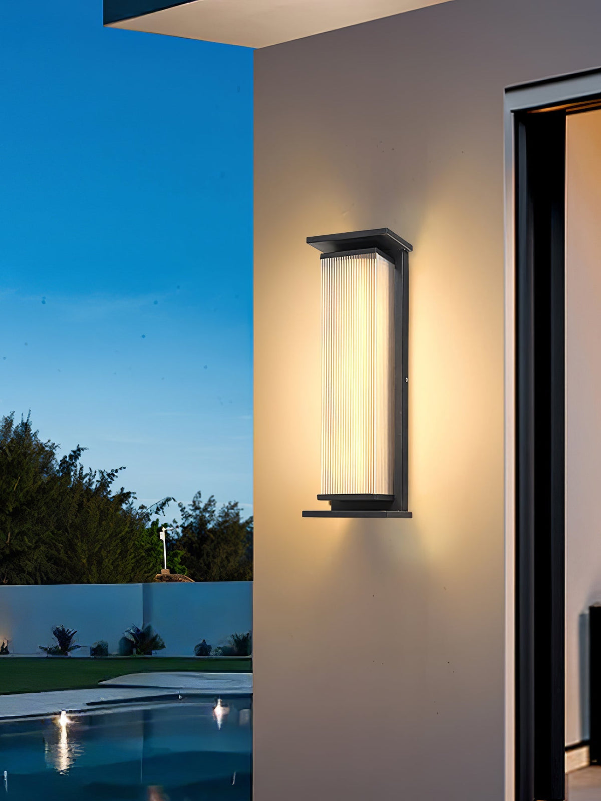 Avonena Acrylic Wall Light-Moonnatur