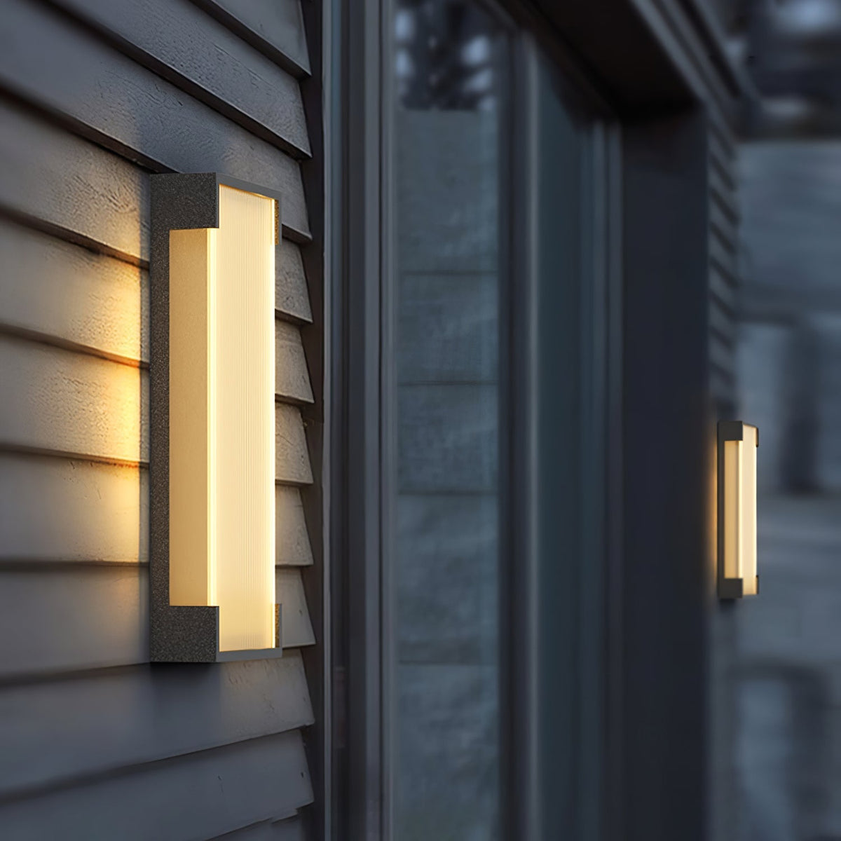 Xerenaria Polycarbonate Wall Light-Moonnatur