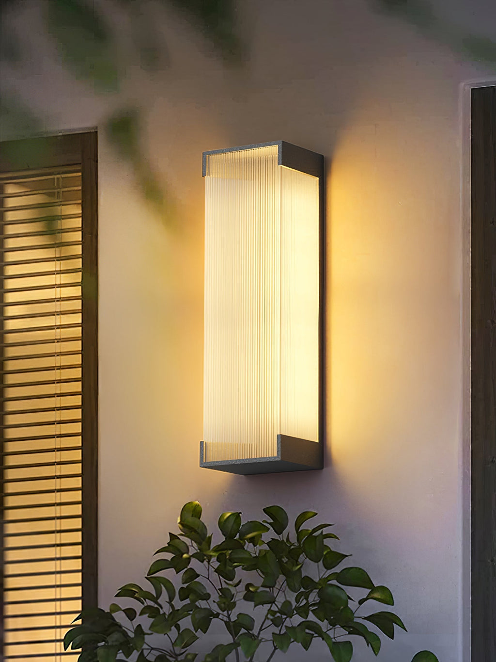 Xerenaria Polycarbonate Wall Light-Moonnatur