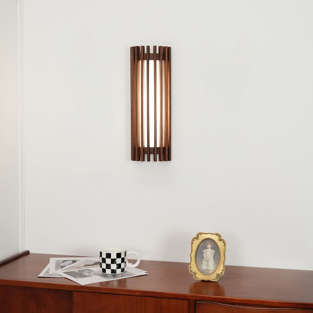 Woldenlynne Wood Wall Light-Moonnatur