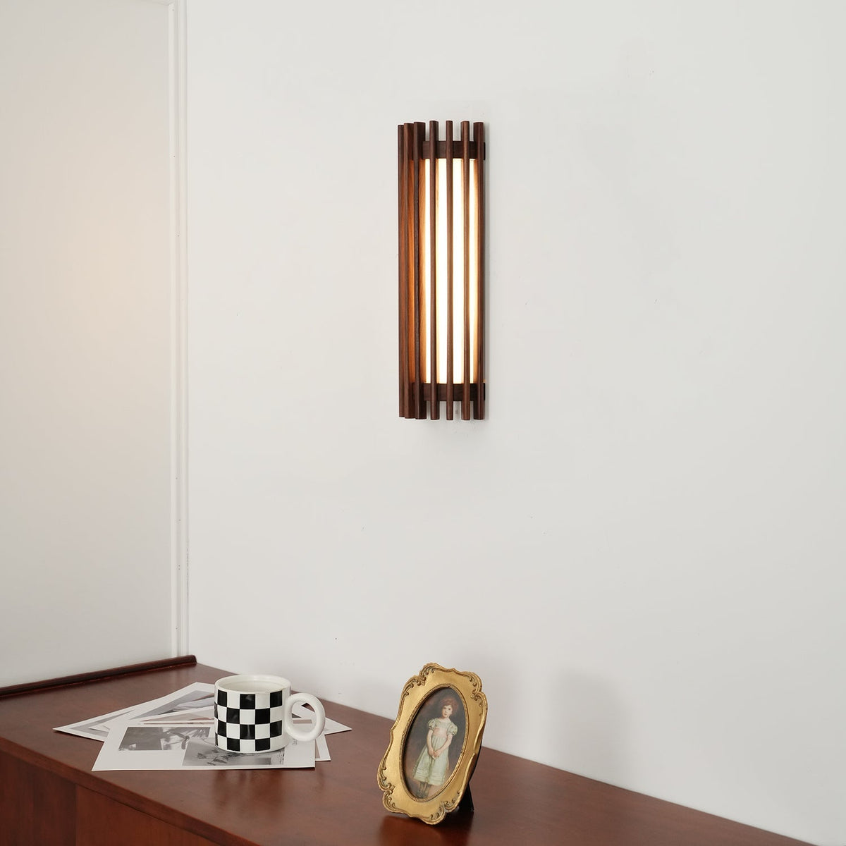 Woldenlynne Wood Wall Light-Moonnatur
