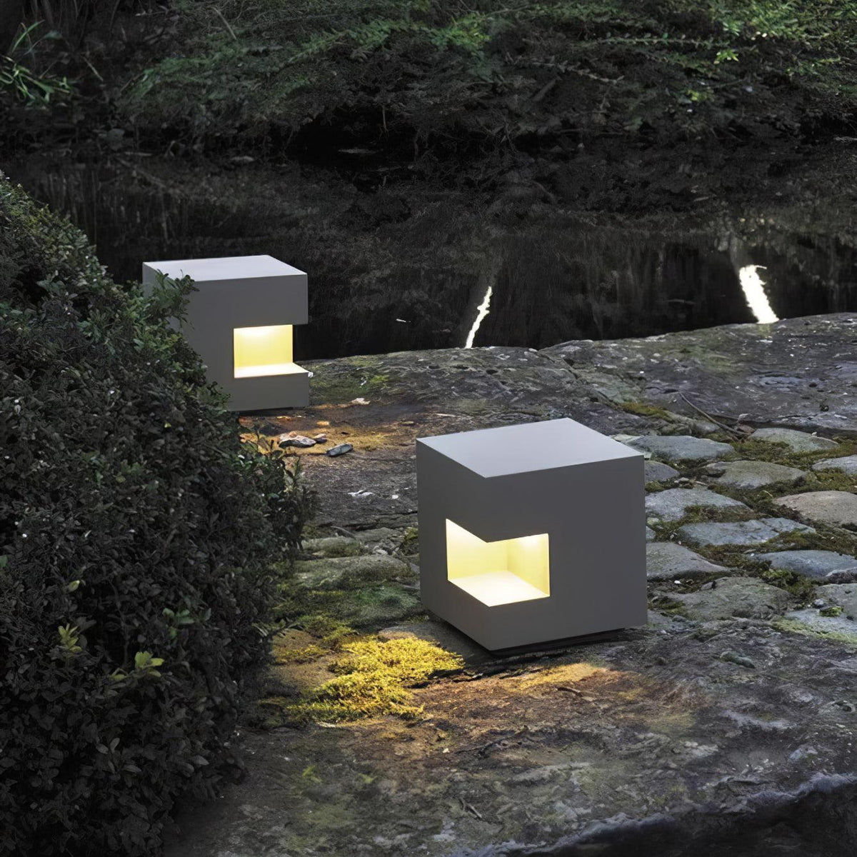 Rinora Metal Outdoor Light-Moonnatur