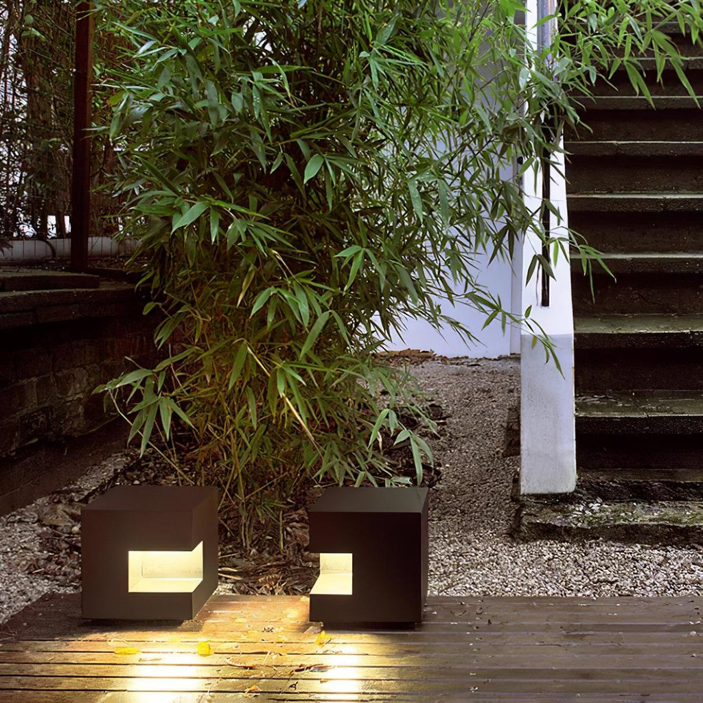 Rinora Metal Outdoor Light-Moonnatur