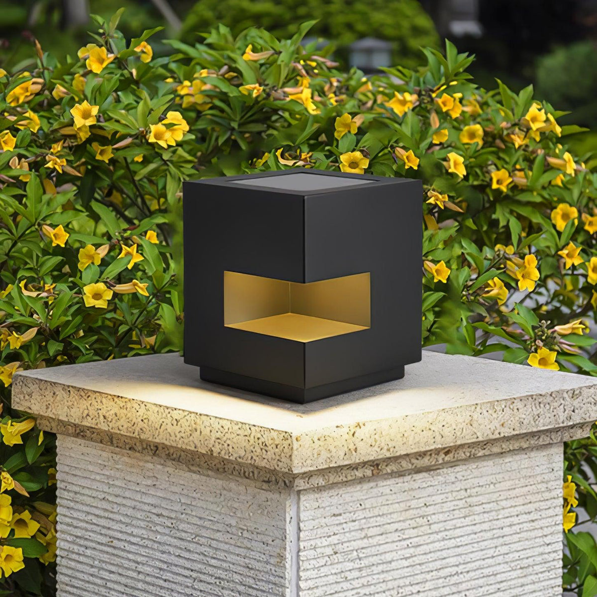 Rinora Metal Outdoor Light-Moonnatur