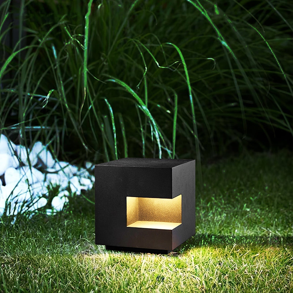Rinora Metal Outdoor Light-Moonnatur