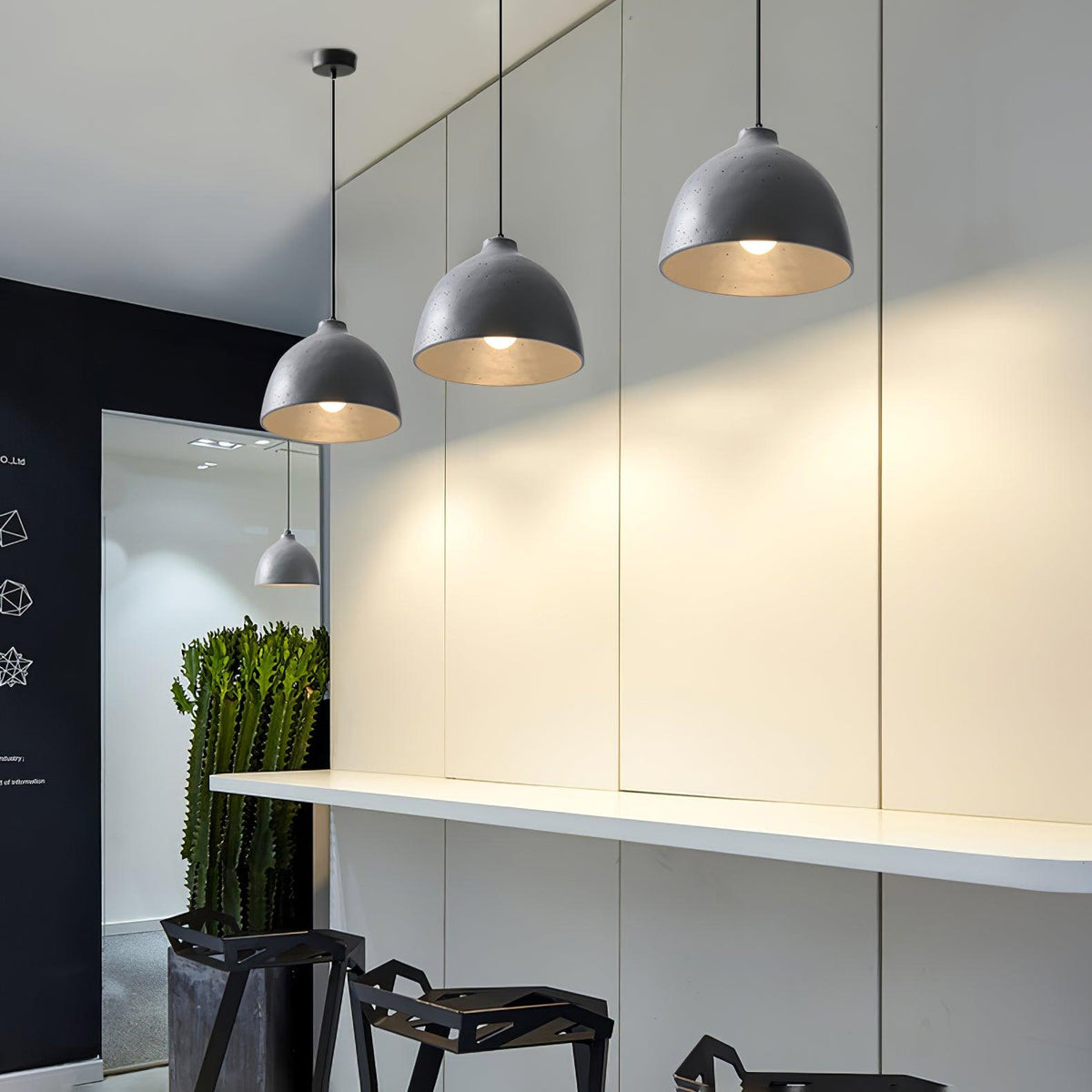 Berwinenna Resin Pendant Light-Moonnatur