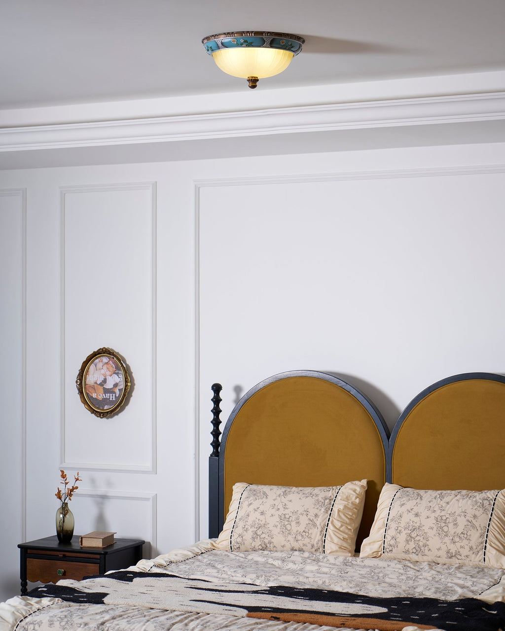 Gresina Resin Ceiling Light-Moonnatur
