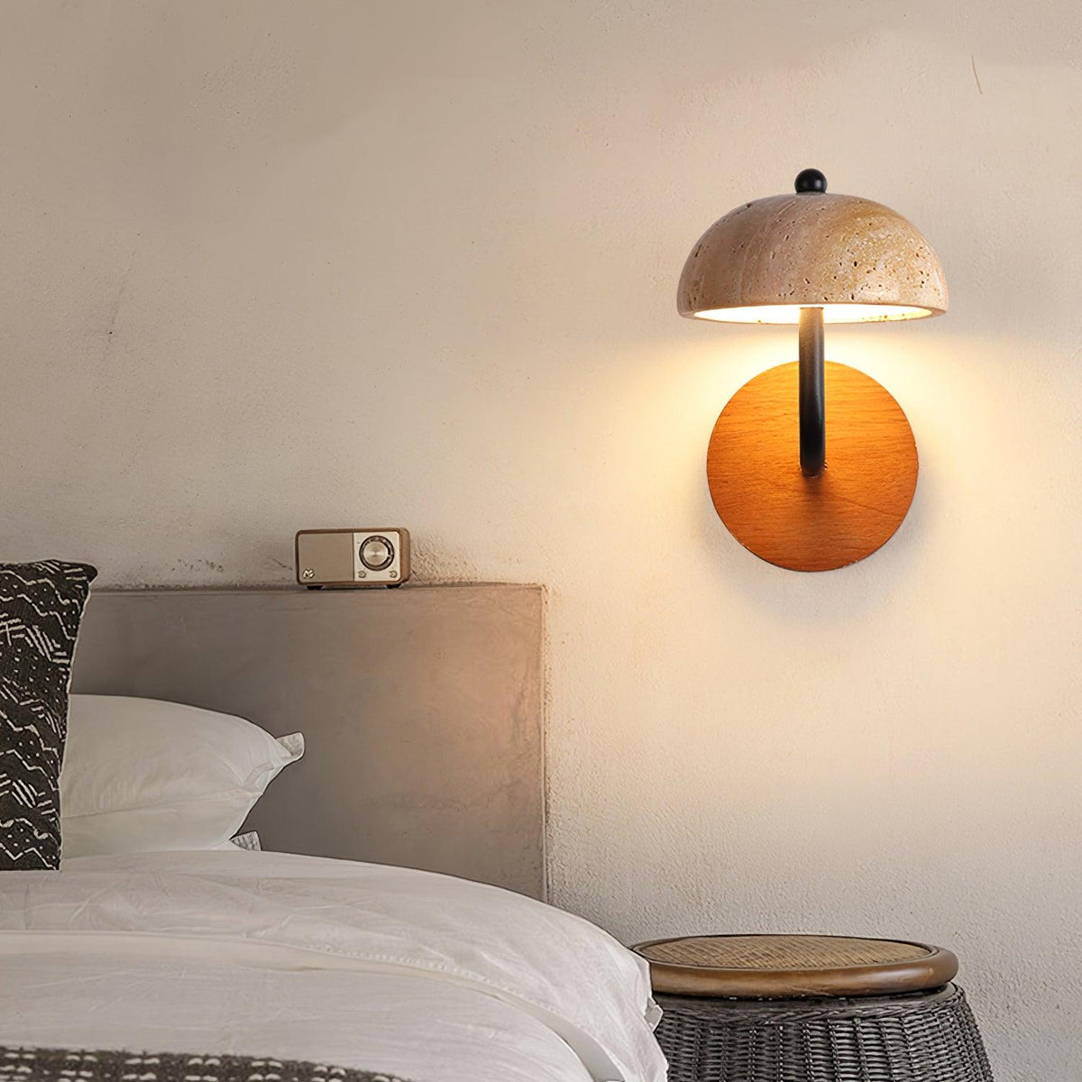 Lathenlark Travertine Wall Light-Moonnatur