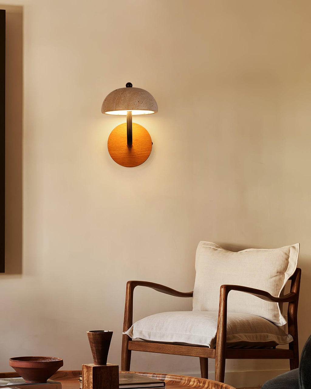 Lathenlark Travertine Wall Light-Moonnatur