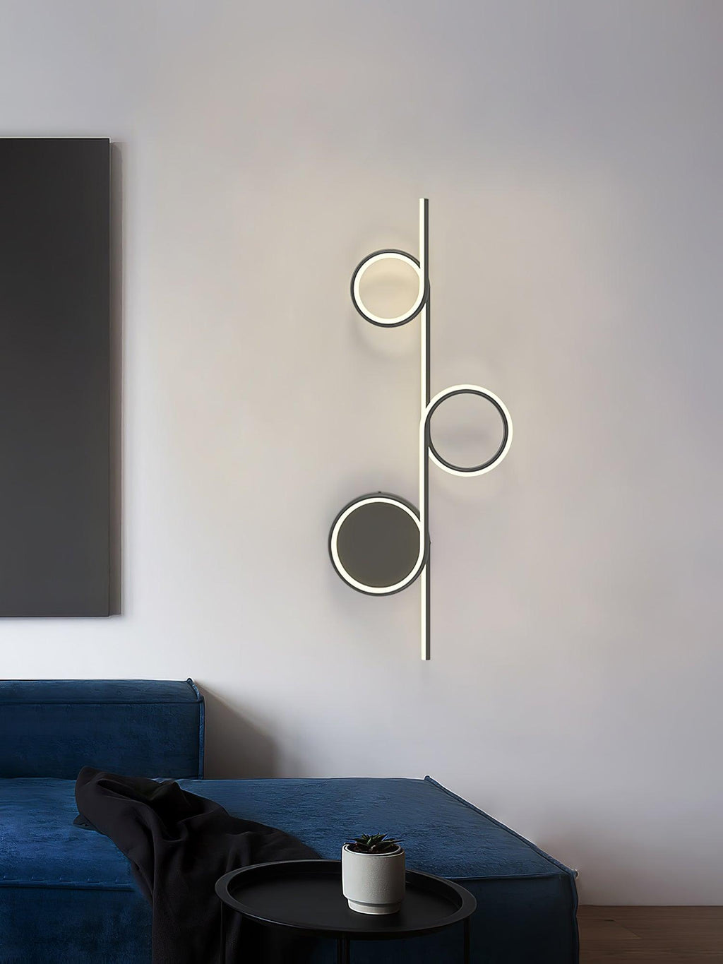 Efloria Aluminium Wall Light-Moonnatur