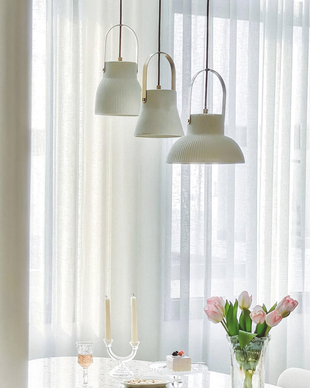 Quenelora Ceramic Pendant Light-Moonnatur