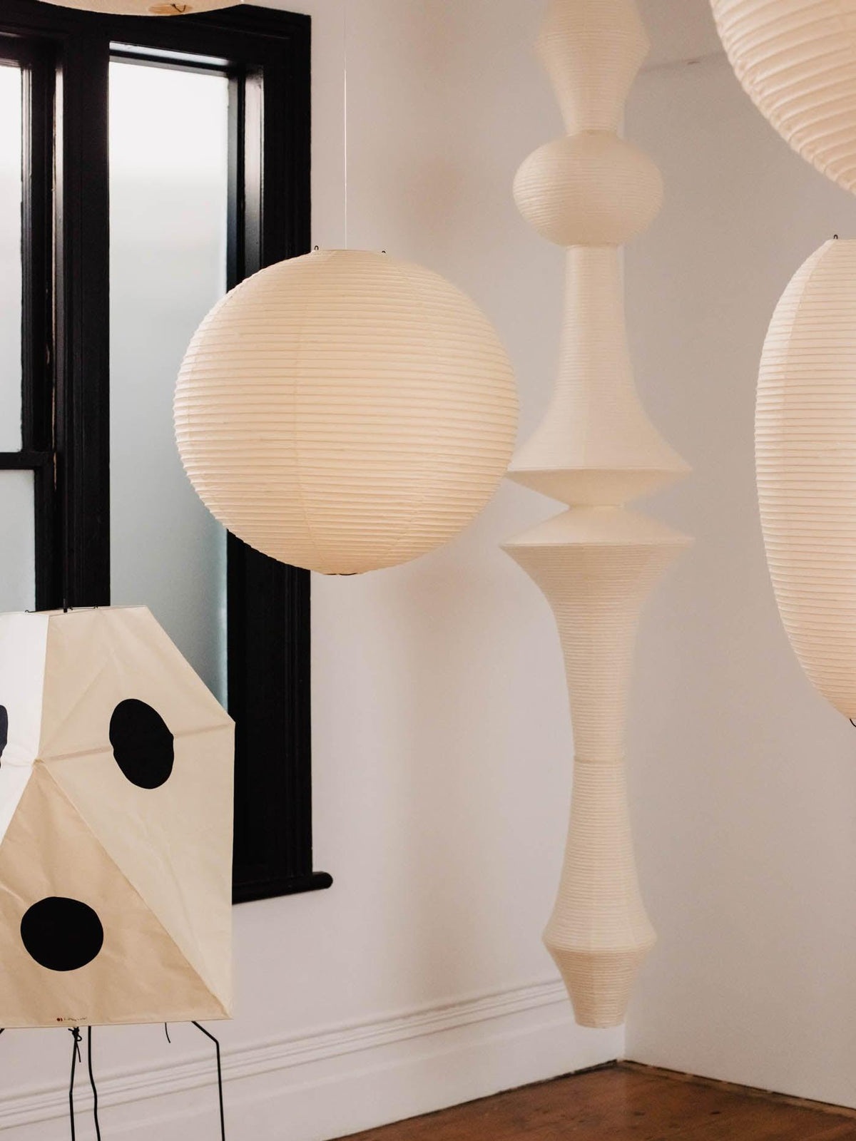 Laelena Paper Pendant Light-Moonnatur