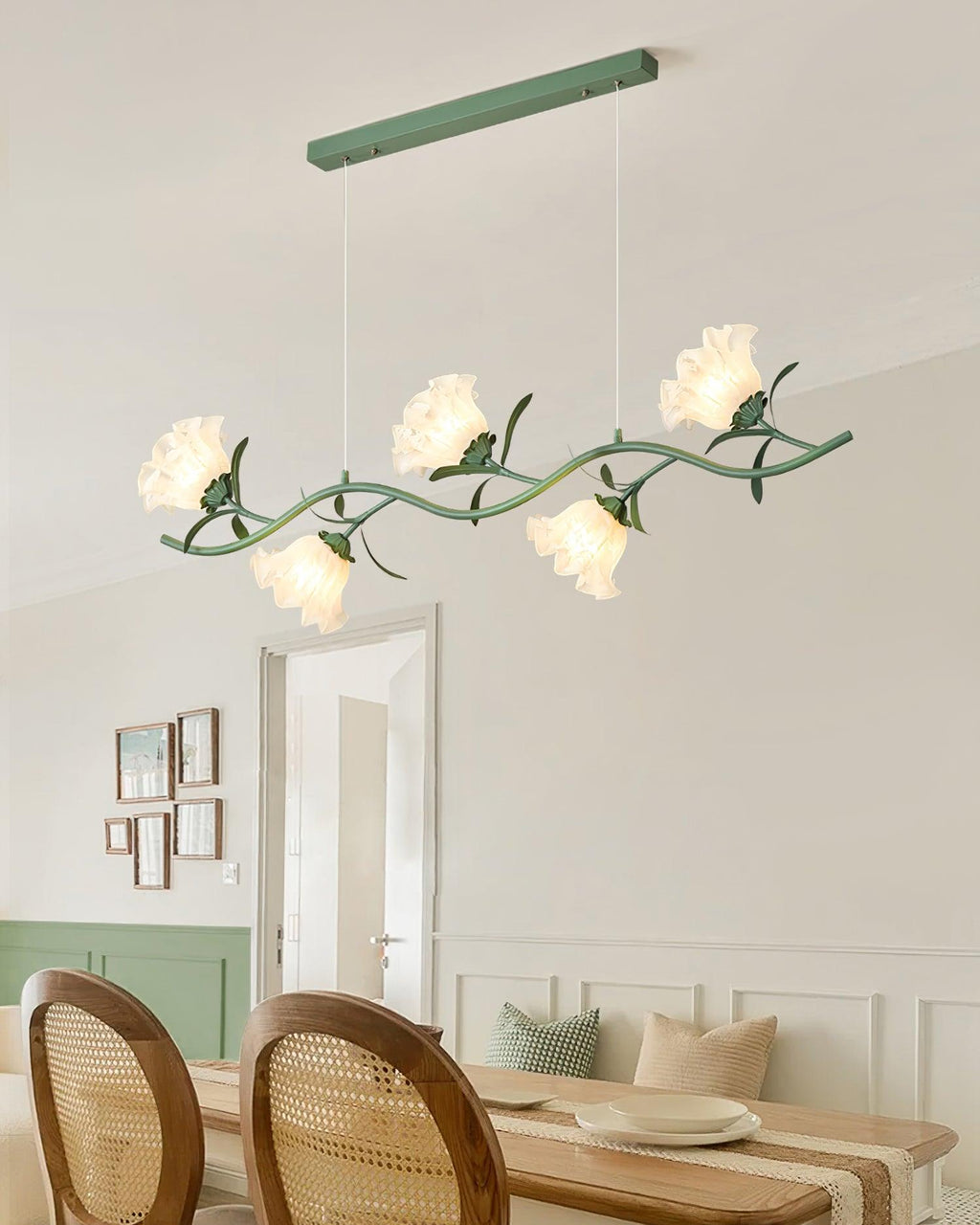 Nelynlyn Acrylic Chandelier-Moonnatur
