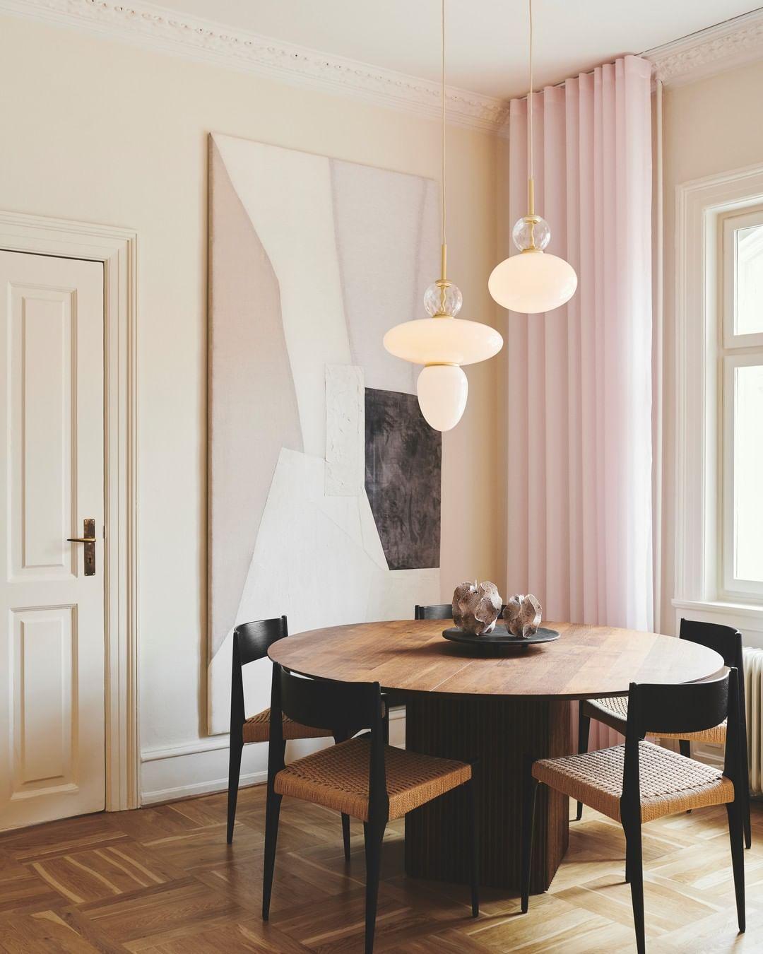 Renvereris Glass Pendant Light-Moonnatur