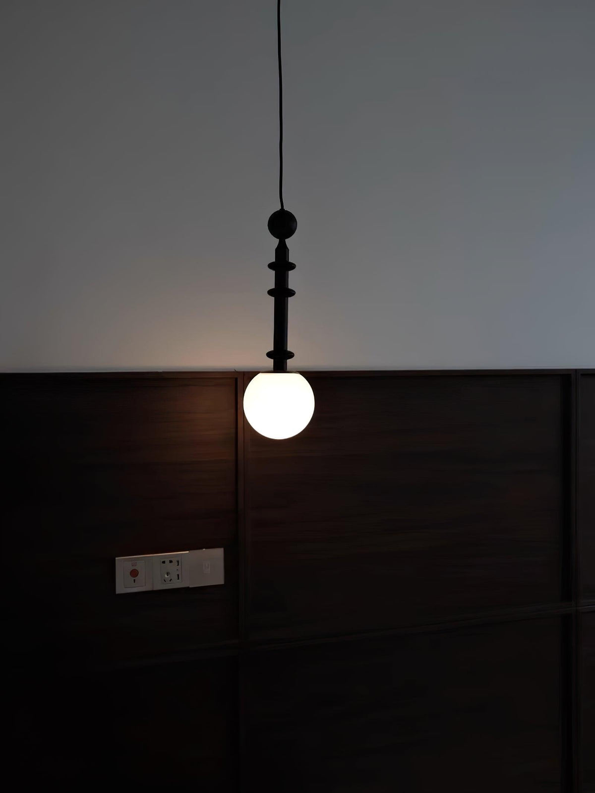 Qavora Glass Pendant Light-Moonnatur