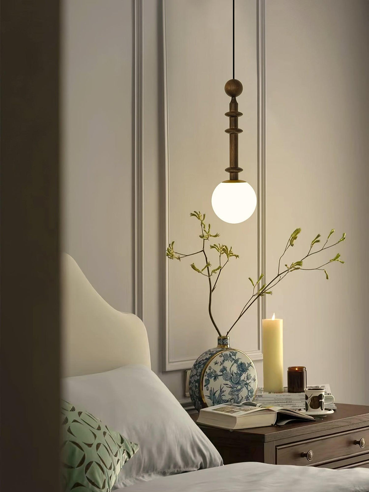 Qavora Glass Pendant Light-Moonnatur
