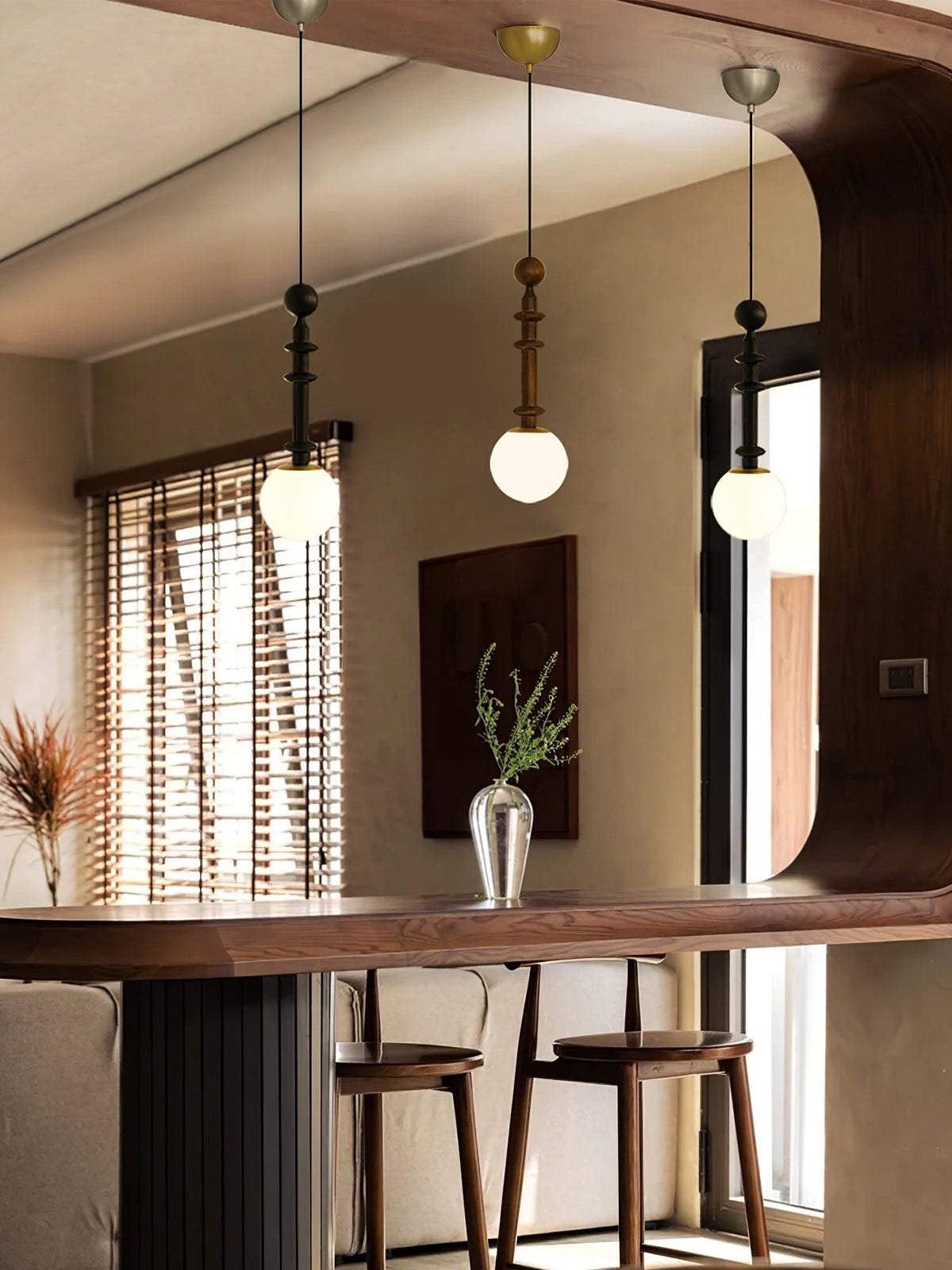 Qavora Glass Pendant Light-Moonnatur