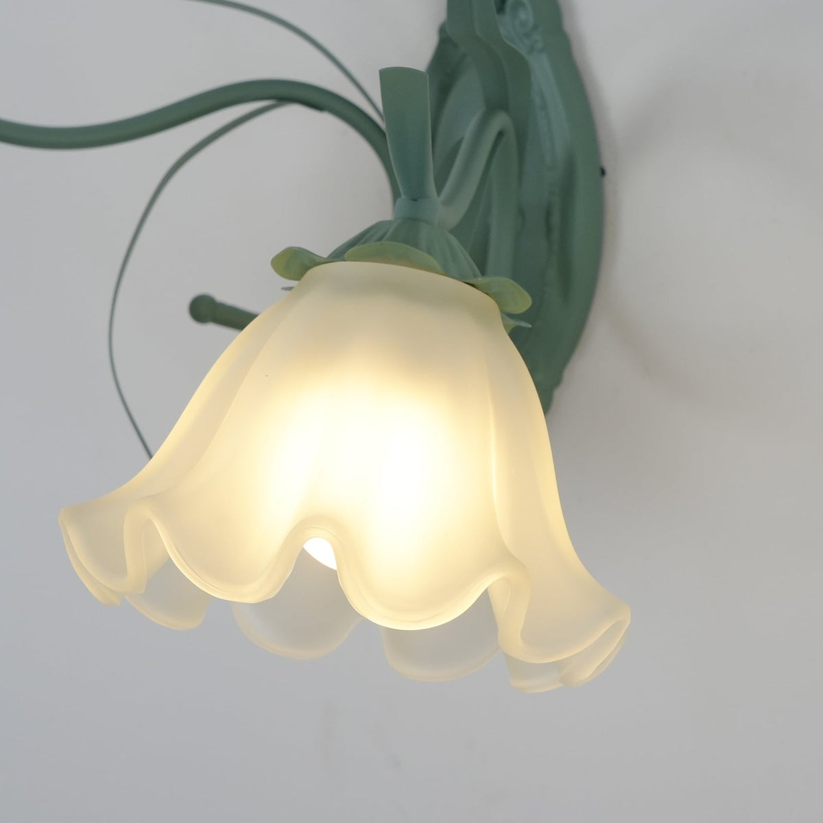 Kelmere Glass Wall Light-Moonnatur