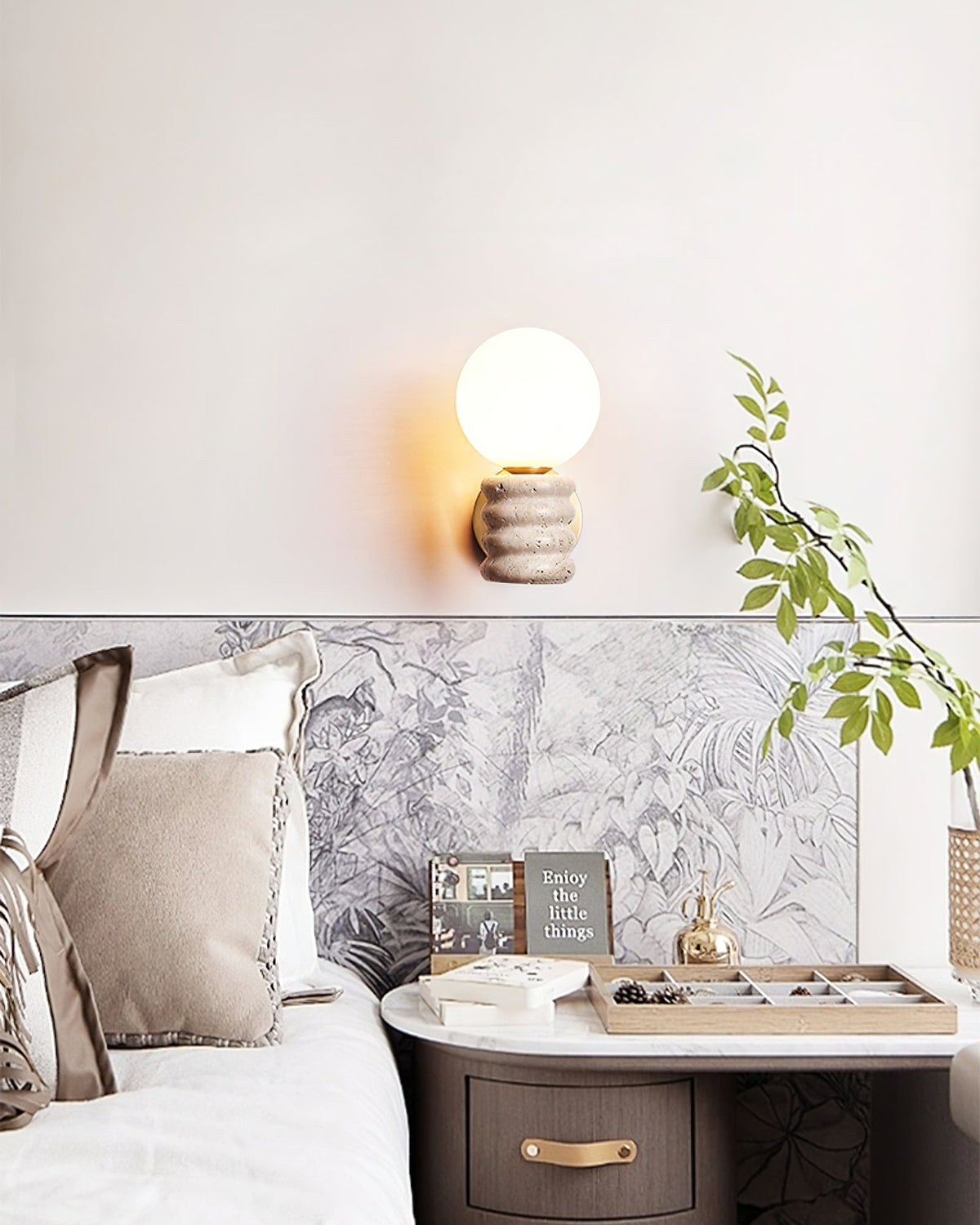 Marvenwren Travertine Wall Light-Moonnatur