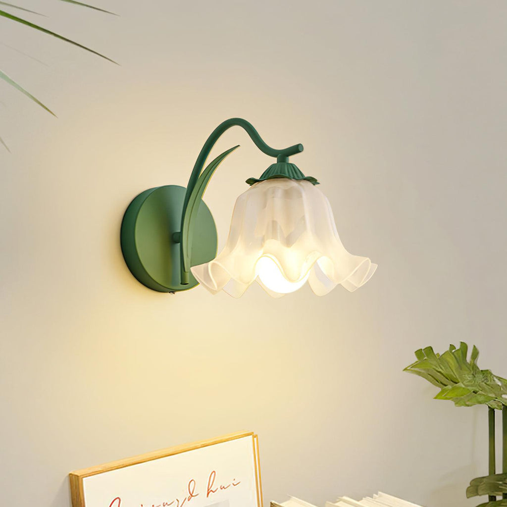 Lathenelle Acrylic Wall Light-Moonnatur